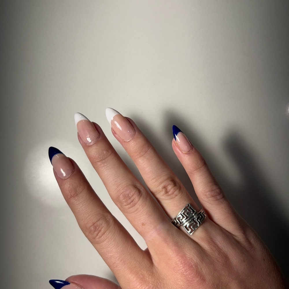 Silver Geometric Pattern Ring - image 2